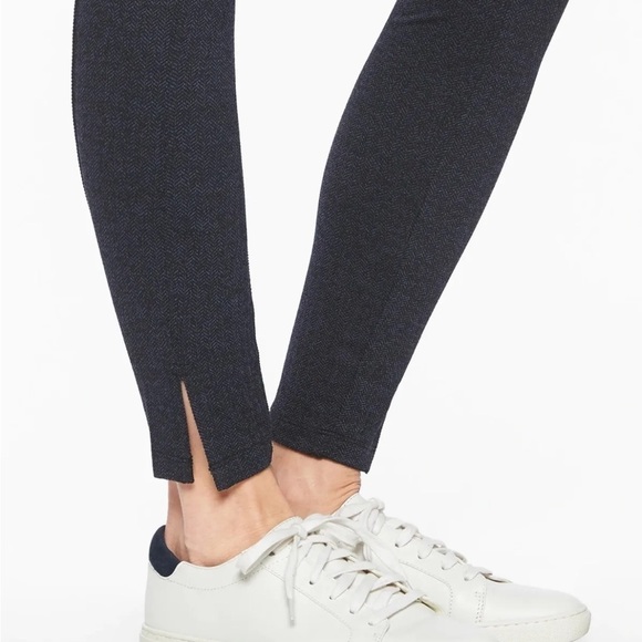 ATHLETA HERRINGBONE MERCER TIGHT Black Legging Workout Sz XS - Picture 4 of 15